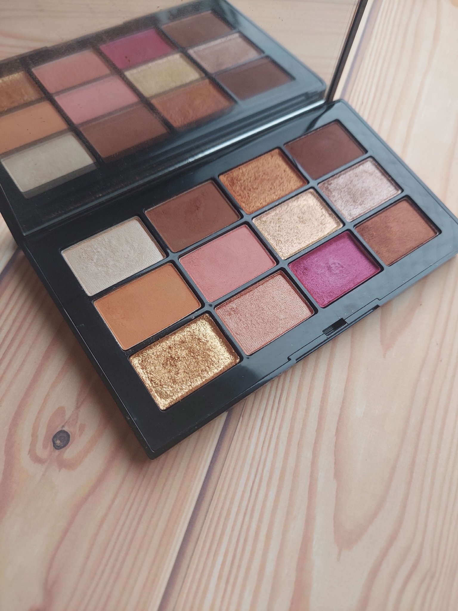 ロングウェア クリーム シャドウ スティック #L46 オパール（限定復刻）/BOBBI BROWN/スティックアイシャドウを使ったクチコミ（1枚目）