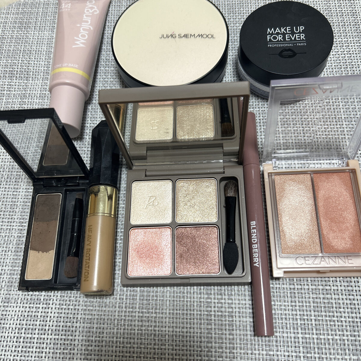 カラーリングアイブロウ/ヘビーローテーション/眉マスカラを使ったクチコミ（2枚目）