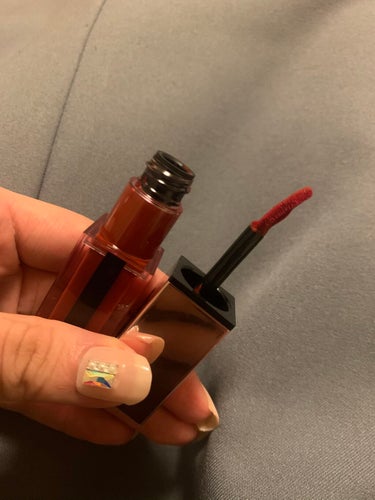 ルージュ ピュールクチュール ヴェルニ ウォーターグロウ No.203 リストリクテッド ピンク/YVES SAINT LAURENT BEAUTE/口紅を使ったクチコミ（3枚目）