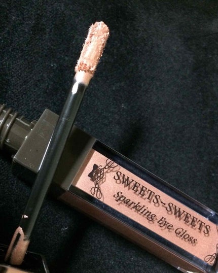 スパークリングアイグロス 10 テラコッタオレンジ/スウィーツ スウィーツ/リキッドアイシャドウを使ったクチコミ(1枚目)