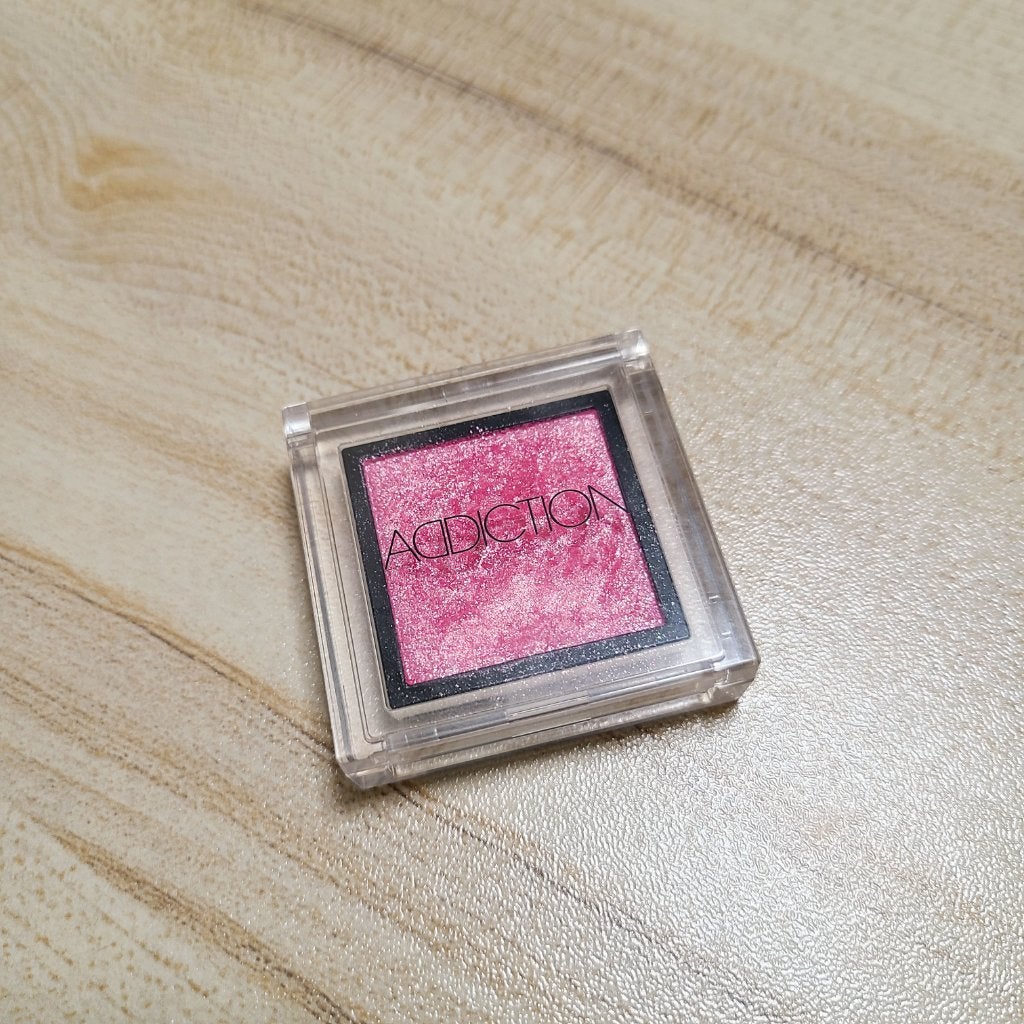 アディクション ザ アイシャドウ スパークル/ADDICTION/単色アイシャドウを使ったクチコミ(1枚目)