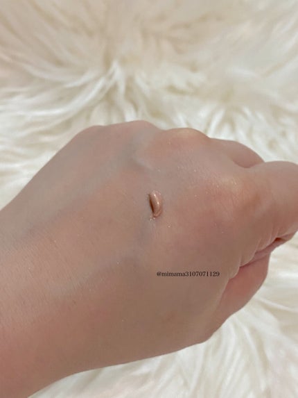 フェイス ハイライター/BOBBI BROWN/リキッドハイライトを使ったクチコミ(3枚目)