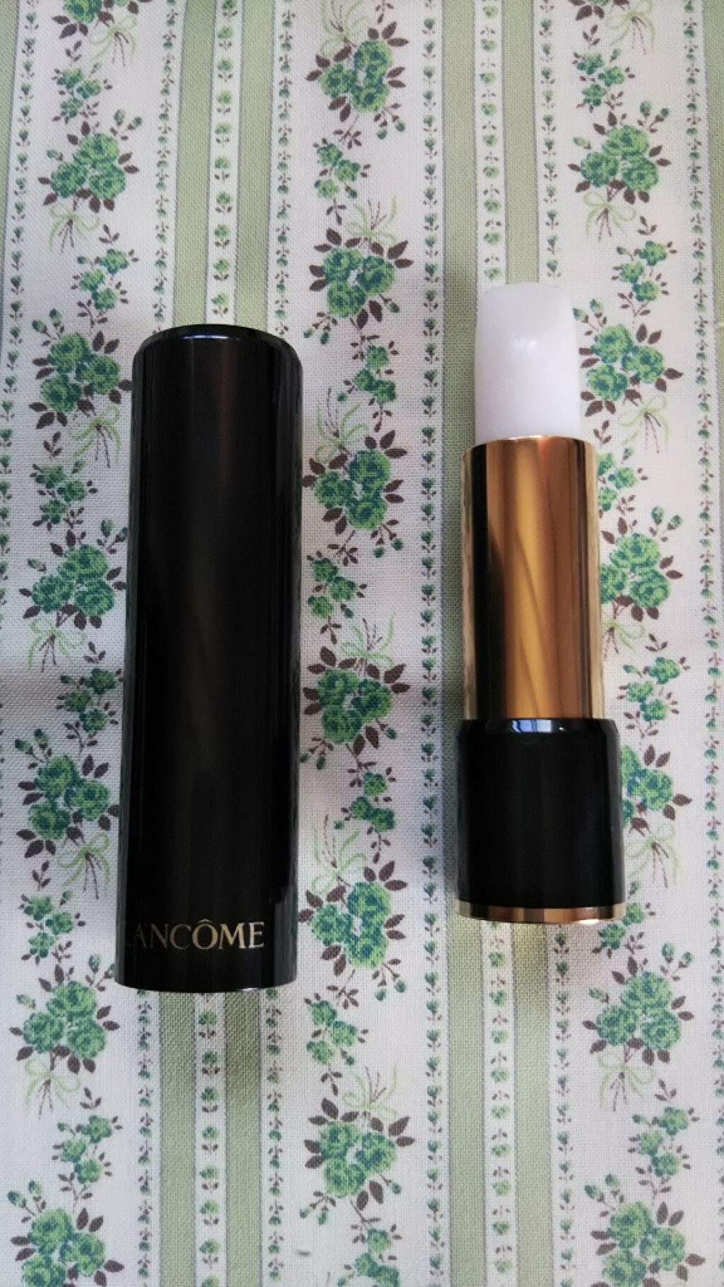 ラプソリュ ルージュ ラ バーズ/LANCOME/リップクリームを使ったクチコミ(1枚目)