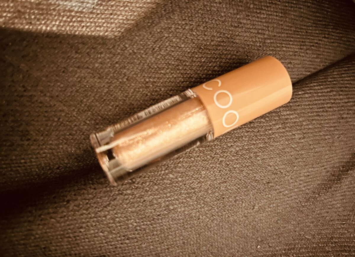 グリッターシャドウ 02 シャンパンページュ/coou/グリッターを使ったクチコミ（1枚目）