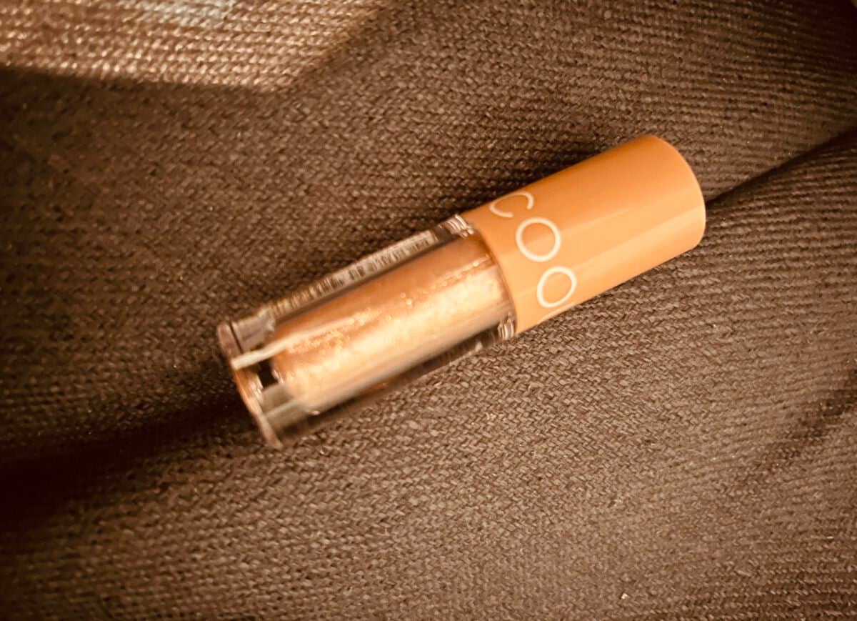 グリッターシャドウ/coou/グリッターを使ったクチコミ(1枚目)