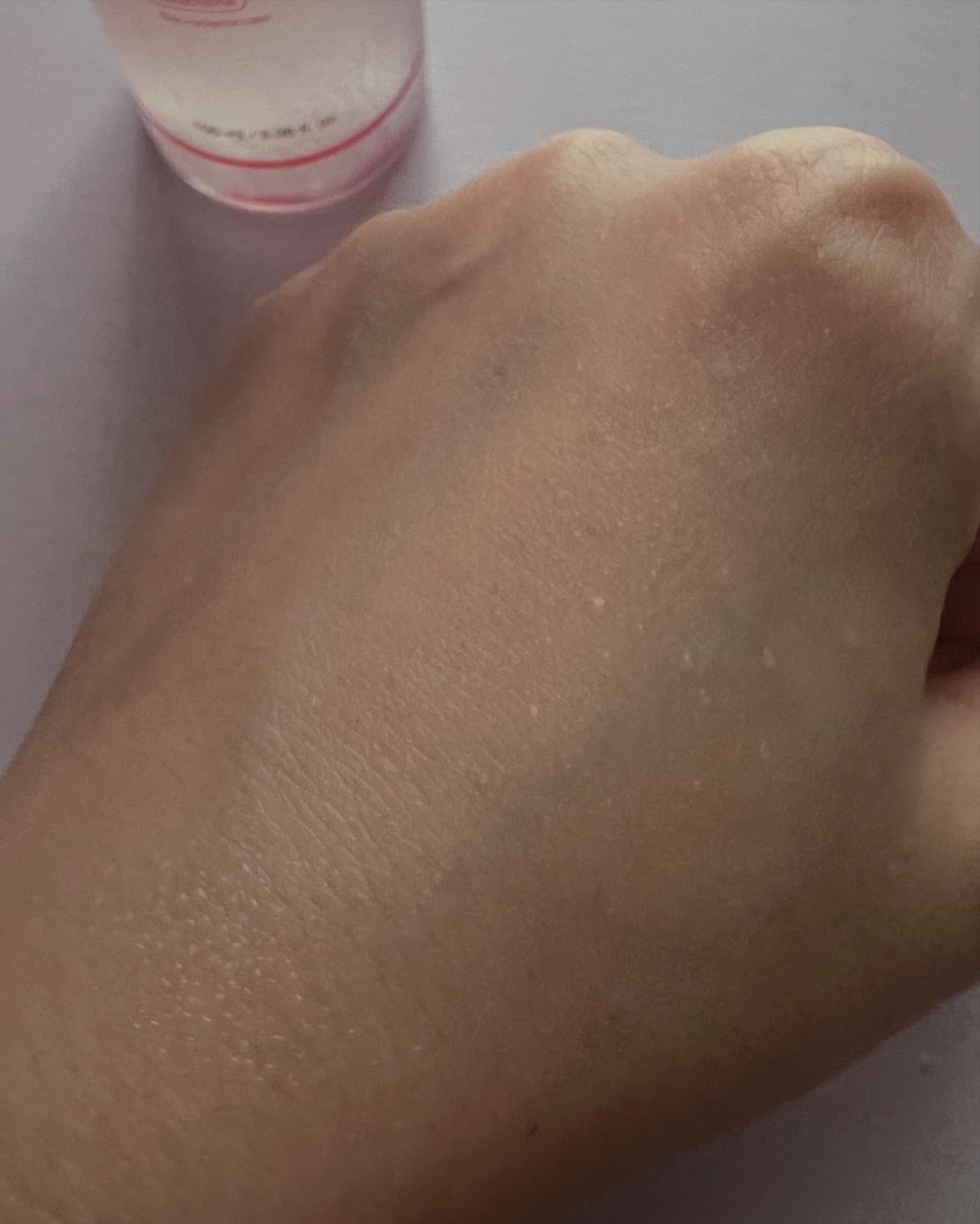 PDRNピンクセラムミスト/MEDICUBE/美容液を使ったクチコミ（3枚目）