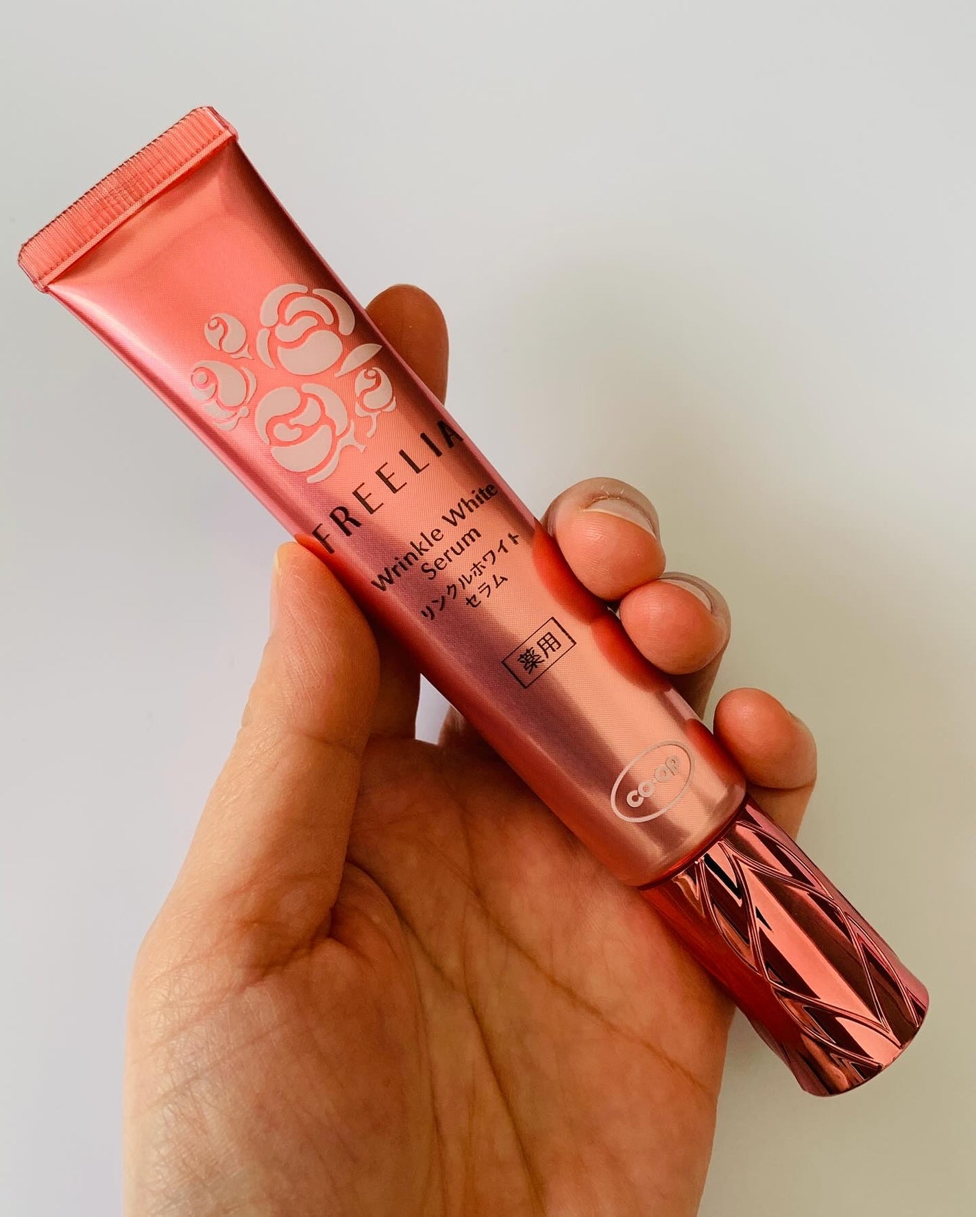 フリーリア 薬用リンクルホワイトセラムE/コープ/美容液を使ったクチコミ(4枚目)