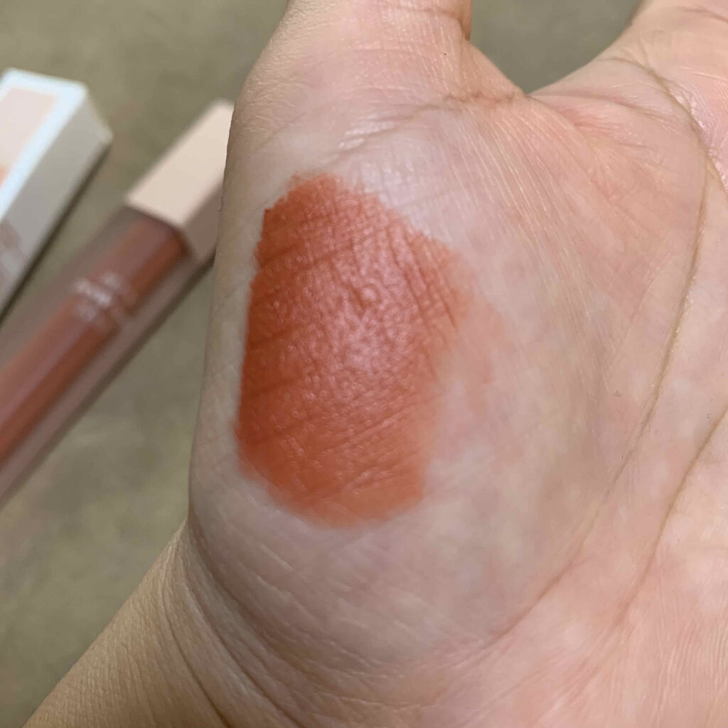 ブラーパウダーティント/EGLIPS/リップティントを使ったクチコミ（2枚目）