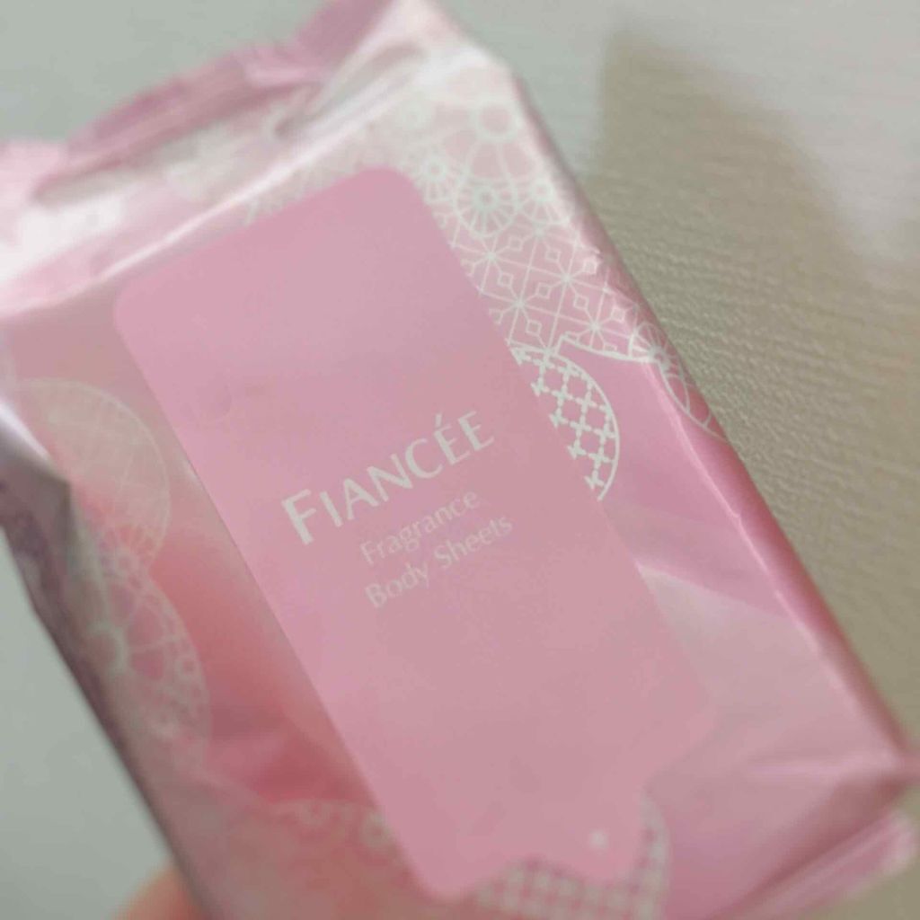 ボディミスト ピュアシャンプーの香り【パッケージリニューアル】/フィアンセ/香水(レディース)を使ったクチコミ(2枚目)