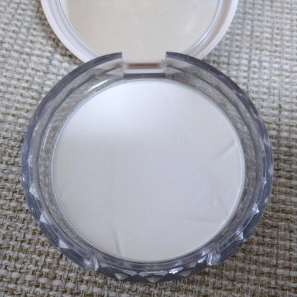 毛穴レスパウダー/CEZANNE/プレストパウダーを使ったクチコミ(2枚目)