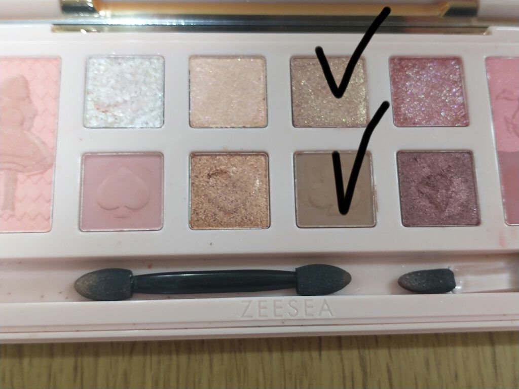 アリスドリームランドシリーズ 12色アイシャドウパレット（ZEESEA×大英博物館）/ZEESEA/アイシャドウパレットを使ったクチコミ（2枚目）