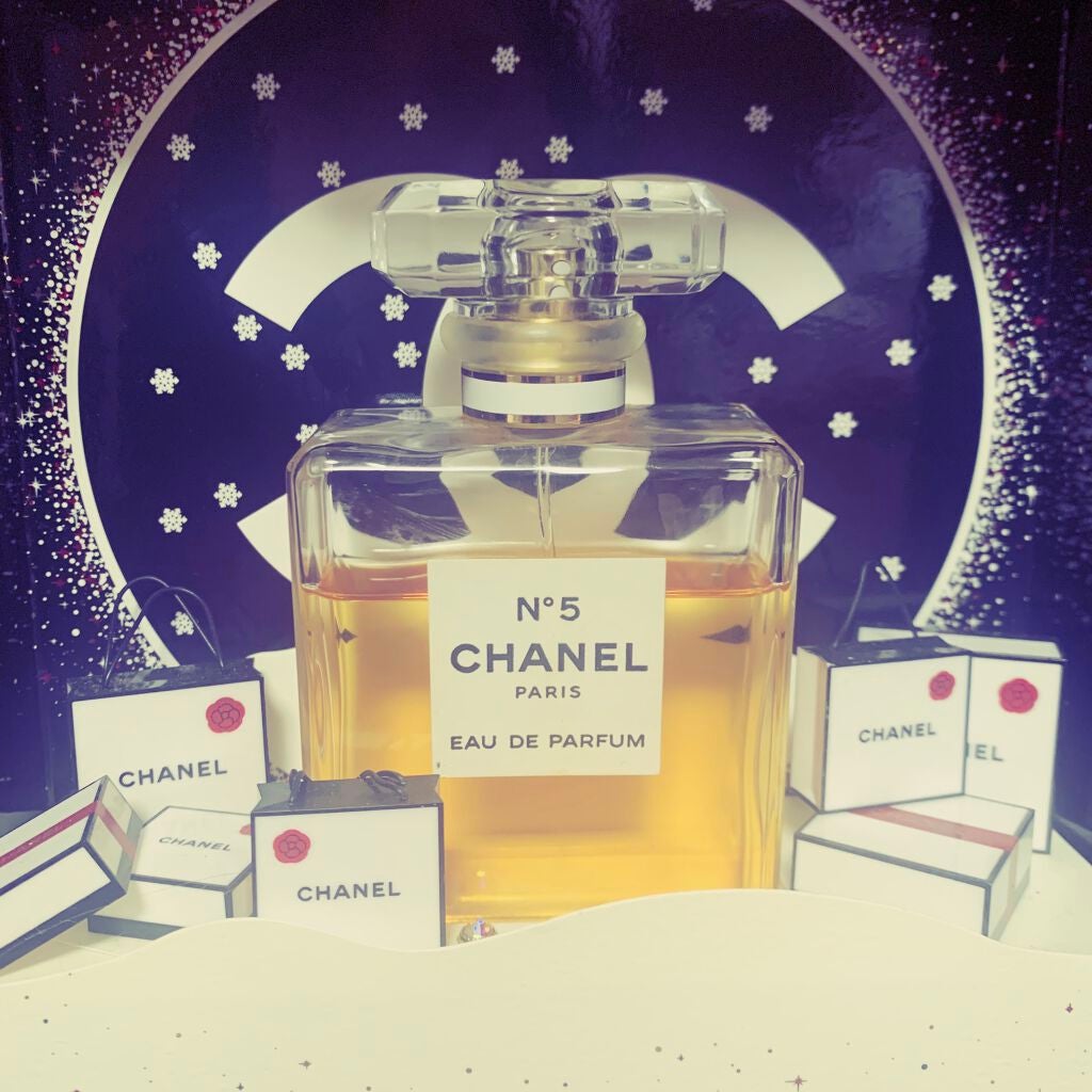 シャネル N°5 オードゥ パルファム (ヴァポリザター)/CHANEL/香水(レディース)を使ったクチコミ(1枚目)
