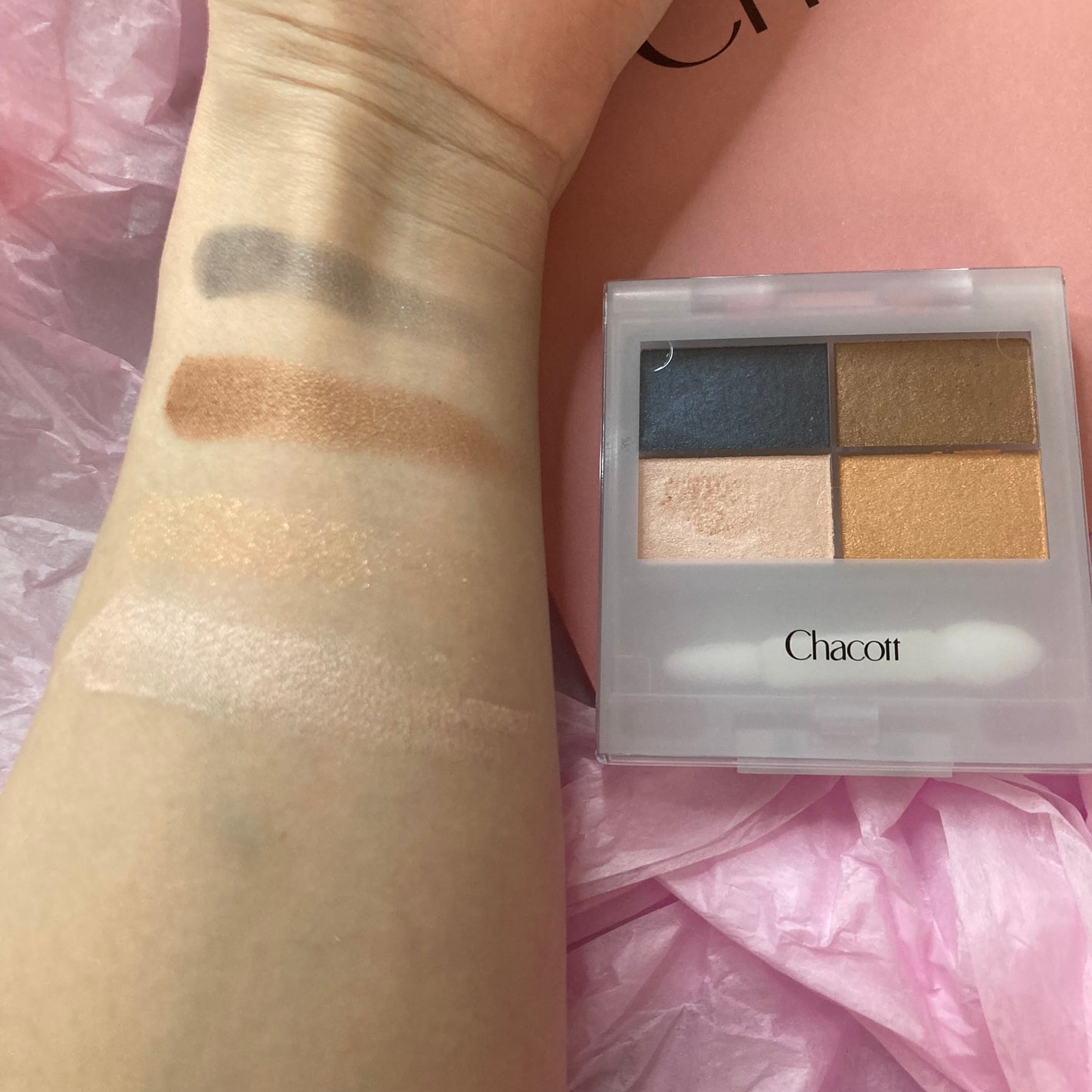 フェイスカラーパレット/チャコット・コスメティクス/アイシャドウパレットを使ったクチコミ(3枚目)