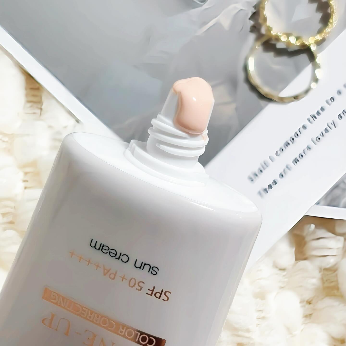 ウォータフルトーンアップサンクリーム/ダルバ/日焼け止めクリームを使ったクチコミ（2枚目）