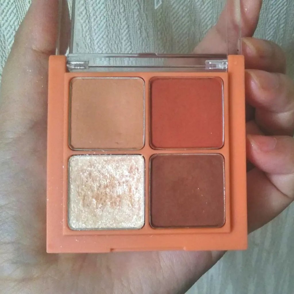 UR GLAM　POWDER EYESHADOW/U R GLAM/単色アイシャドウを使ったクチコミ（2枚目）