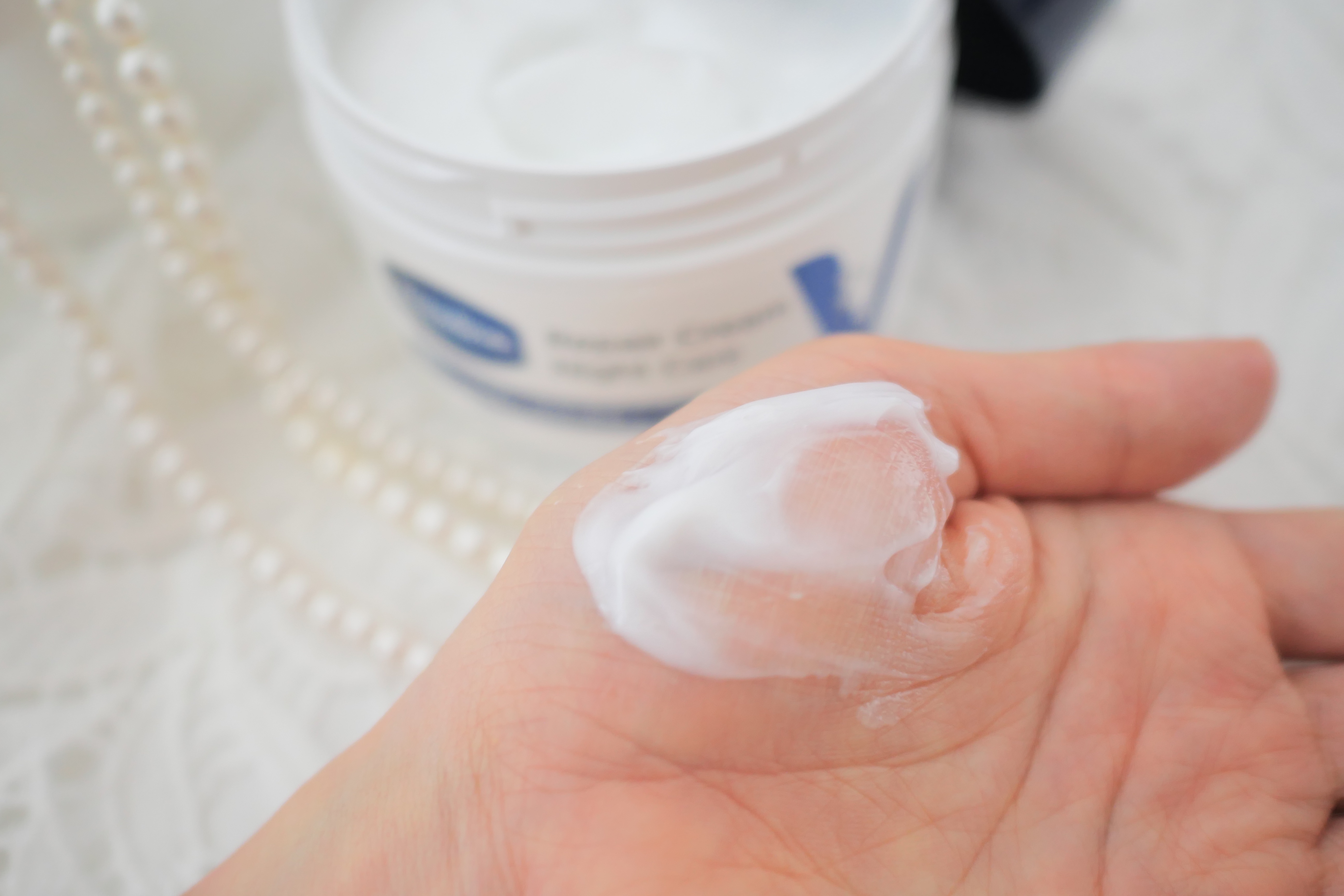 ヴァセリンリペアクリームナイトケア/ヴァセリン/ボディクリームを使ったクチコミ（2枚目）