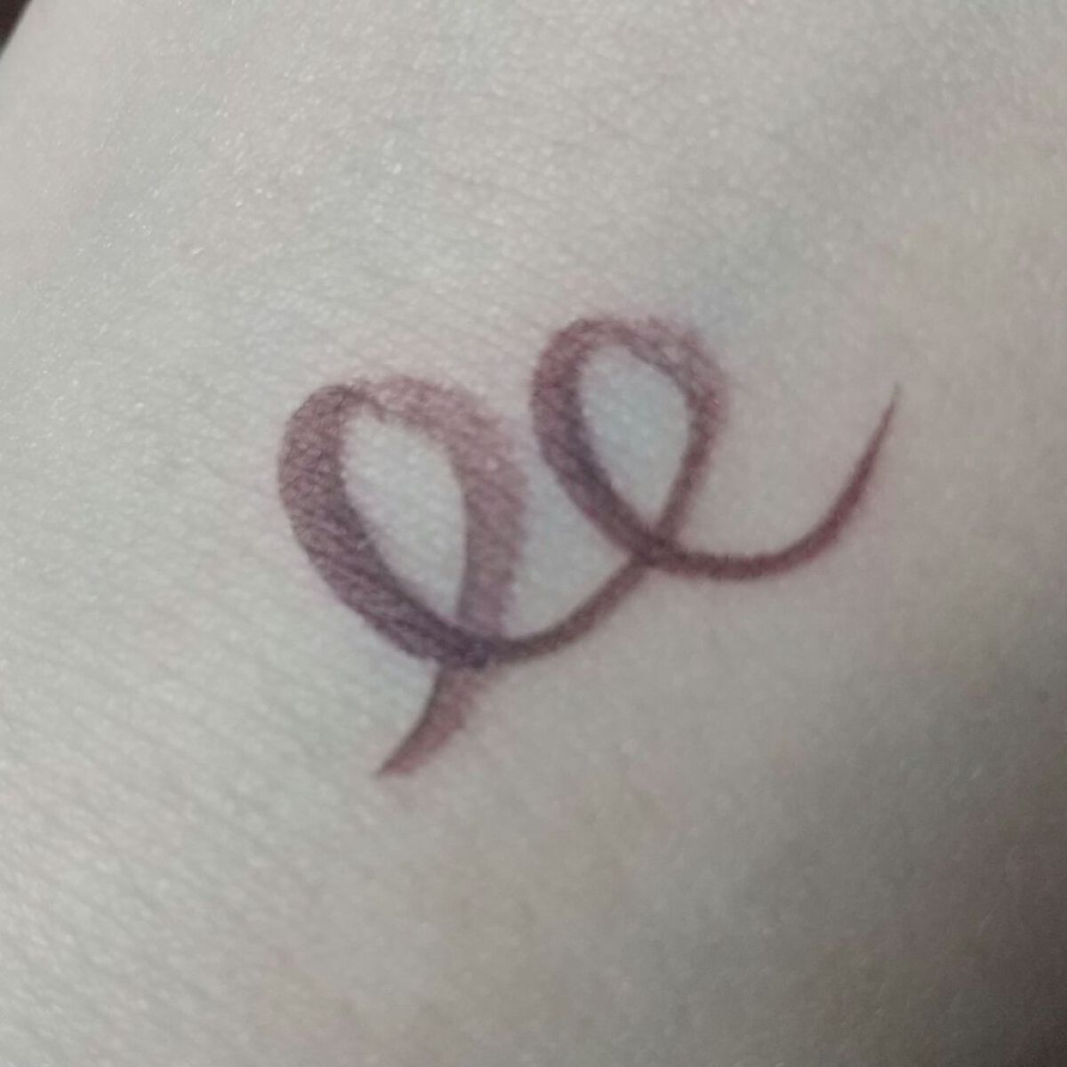 カラーミーツ アイライナー 04 ダスティラベンダー/リリーフルール/リキッドアイライナーを使ったクチコミ（2枚目）