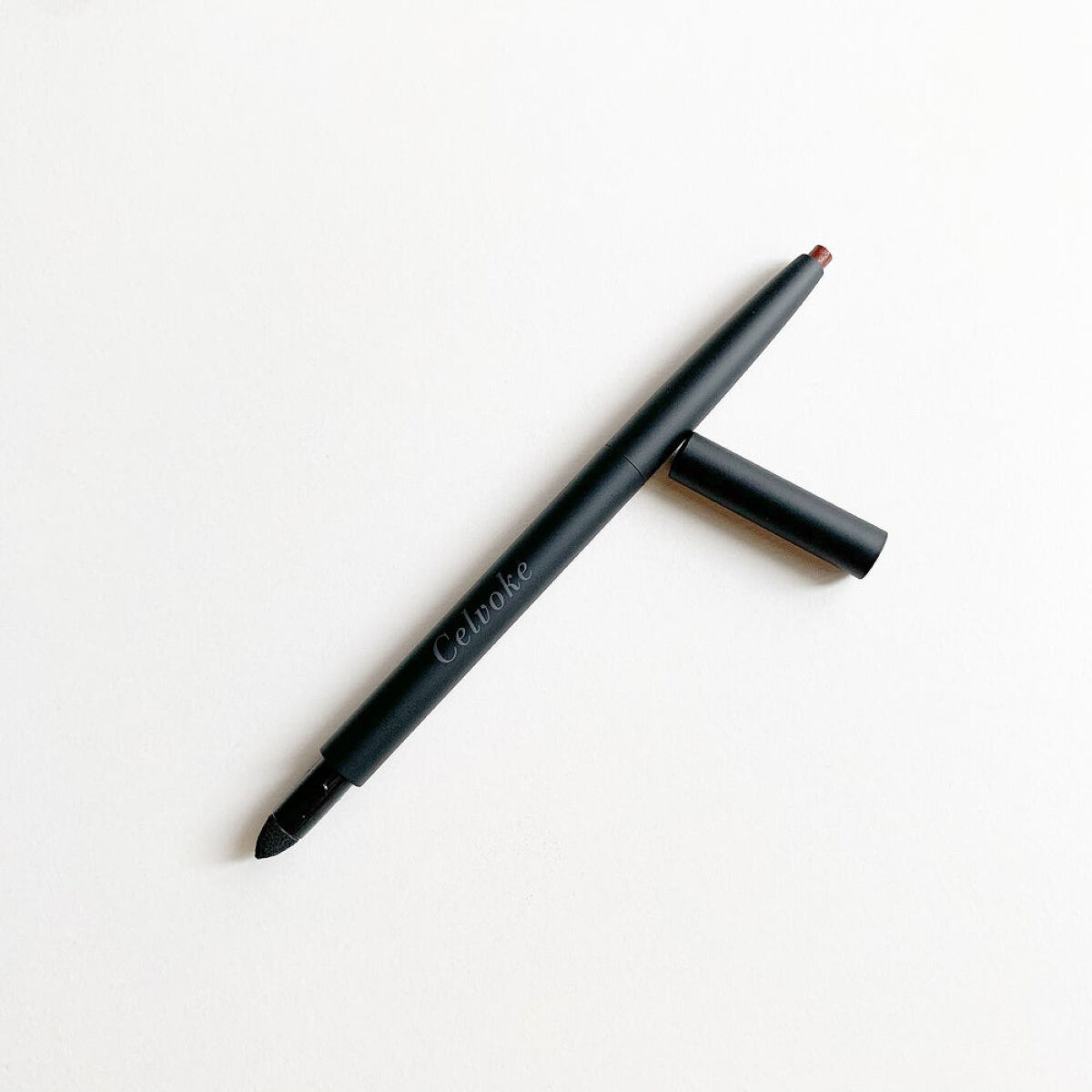 セルヴォーク シュアネス アイライナーペンシル 02 レッドブラウン/Celvoke/ペンシルアイライナーを使ったクチコミ（2枚目）