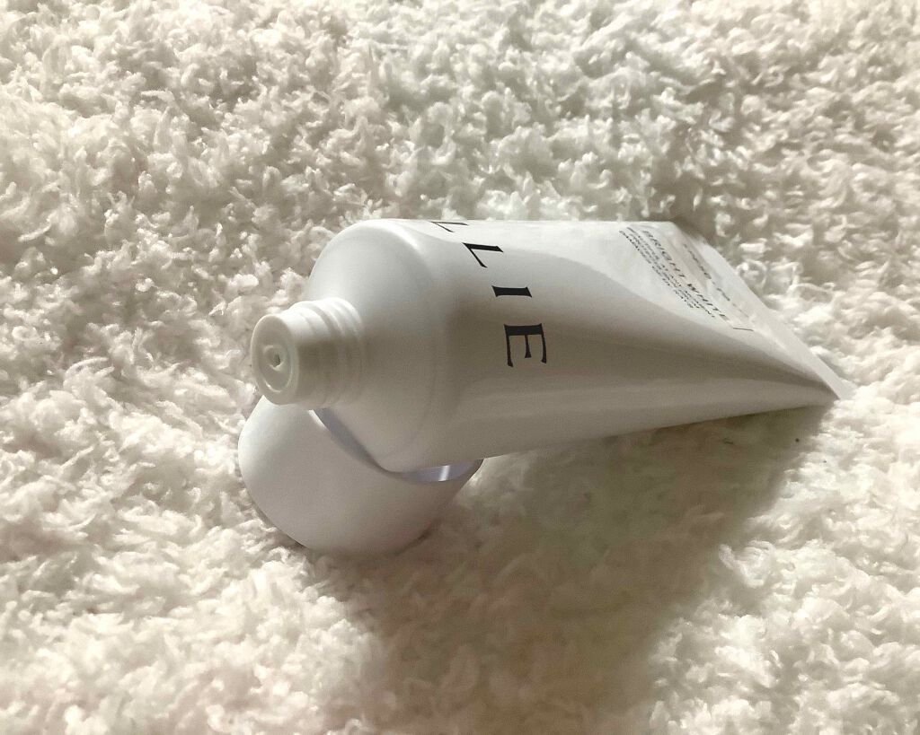 ラディアント タッチ ブラープライマー/YVES SAINT LAURENT BEAUTE/化粧下地を使ったクチコミ（2枚目）