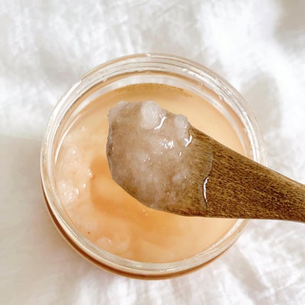 ソルトボディスクラブマグノリア&サンダルウッド/AROMATICA/ボディスクラブを使ったクチコミ(5枚目)