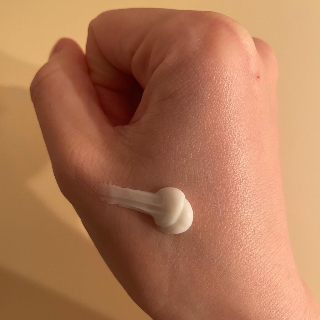 薬用ホワイトニング ハンドクリーム ディープモイスチュア/コエンリッチQ10/ハンドクリームを使ったクチコミ（2枚目）