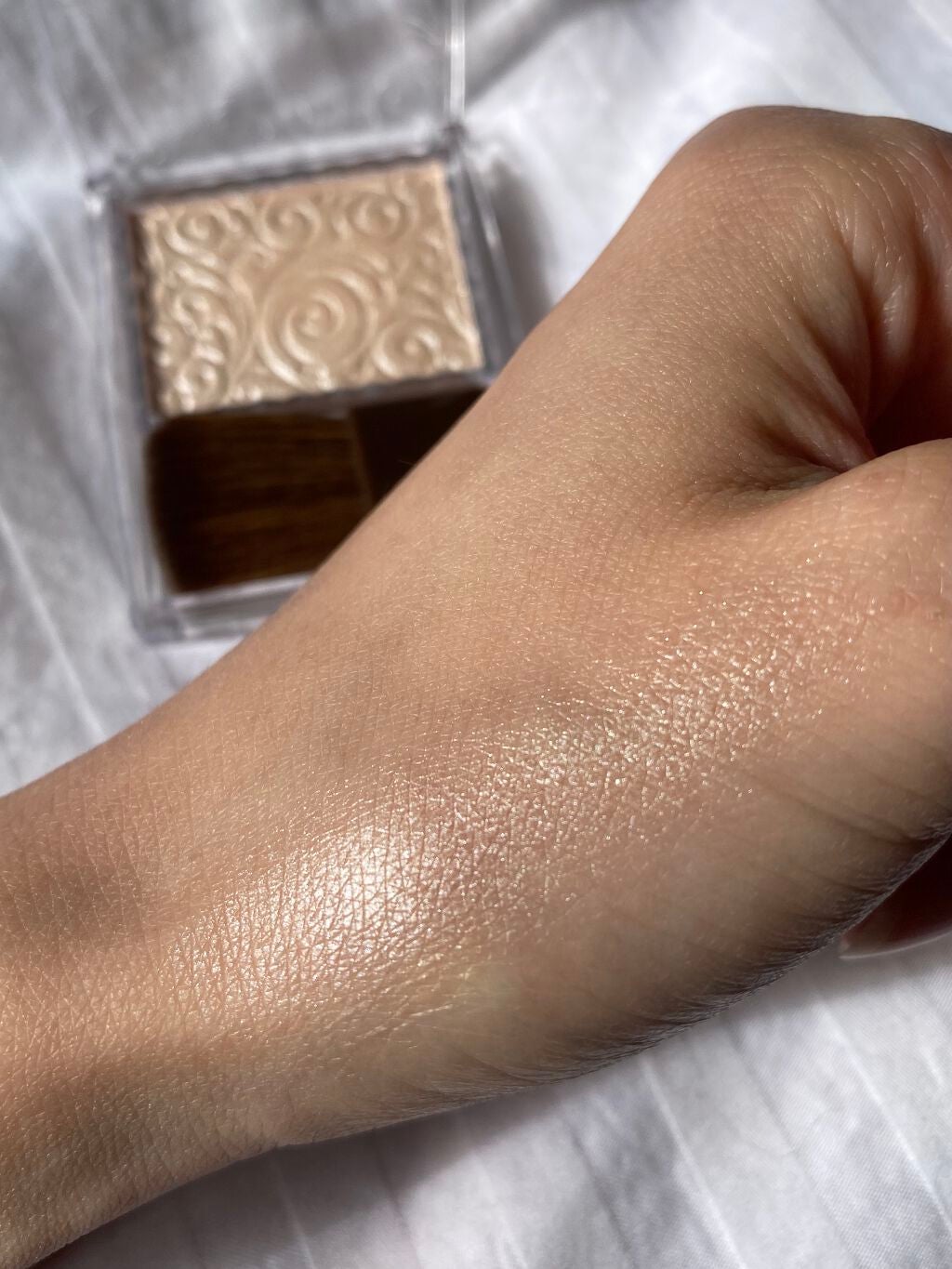 パールグロウハイライト/CEZANNE/パウダーハイライトを使ったクチコミ(2枚目)