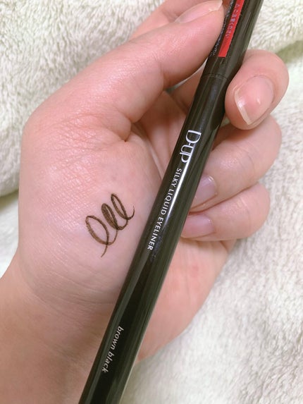 シルキーリキッドアイライナーWP/D-UP/リキッドアイライナーを使ったクチコミ(3枚目)