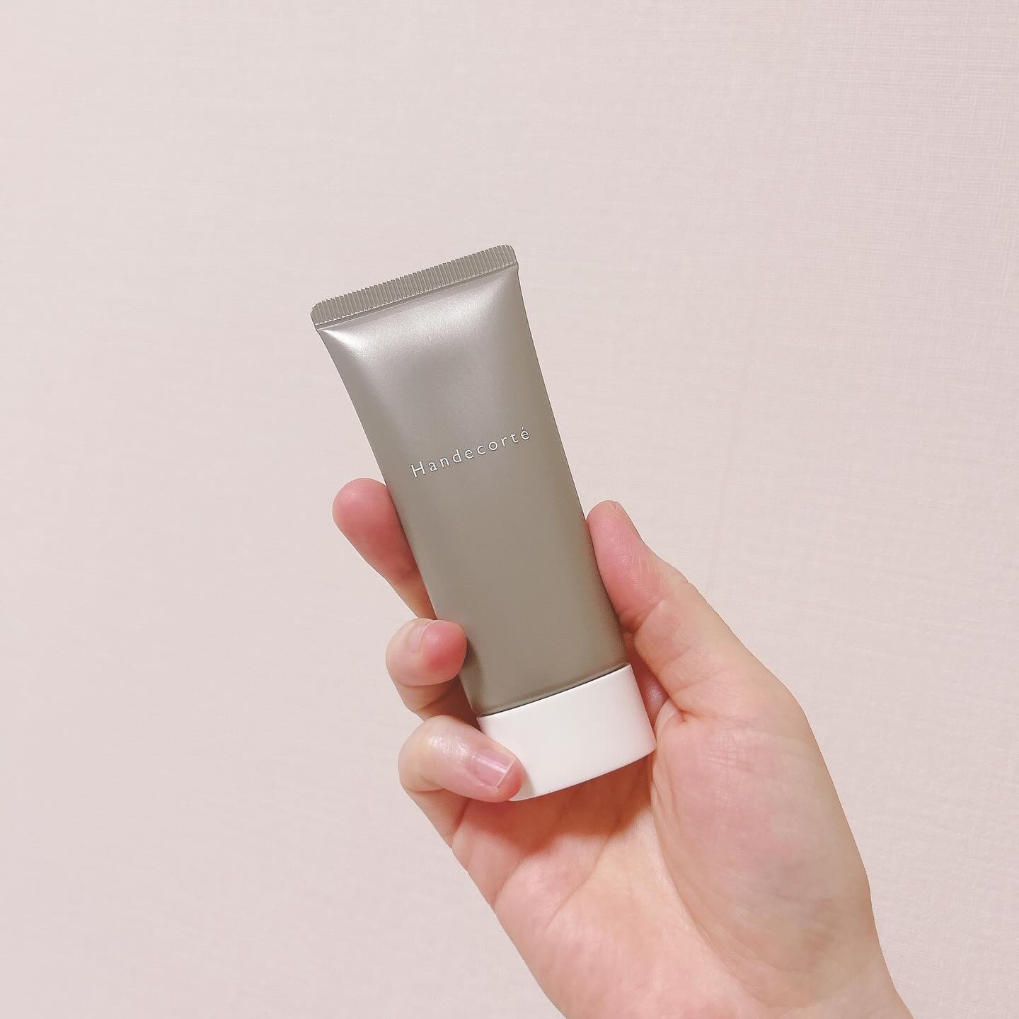 ハンデコルテ/キユートピア/ネック・デコルテケアを使ったクチコミ（3枚目）