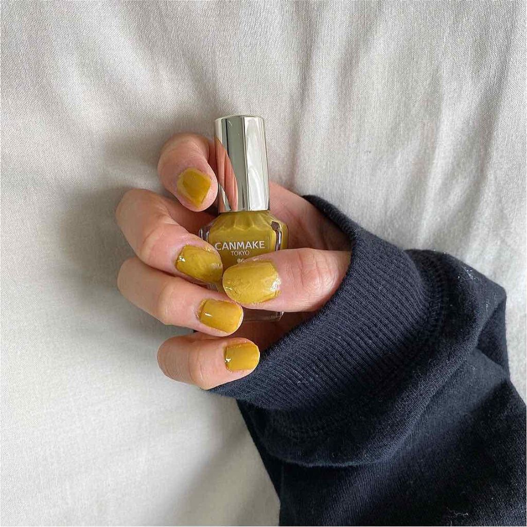 カラフルネイルズ/キャンメイク/マニキュアを使ったクチコミ（2枚目）