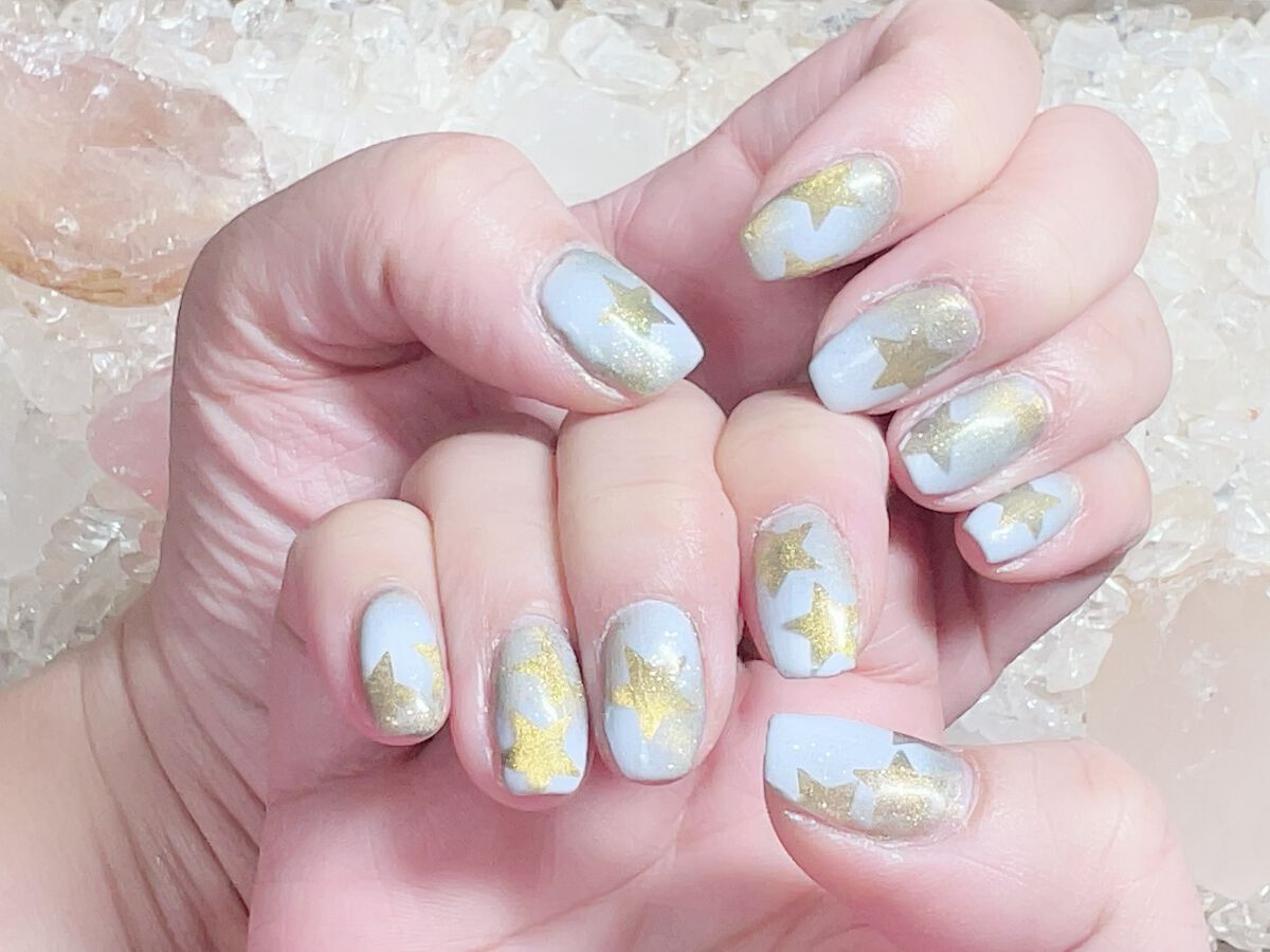 バブ美 on LIPS 「マグネットネイルをベースにエアブラシアート🎶tintなら週一通..」(1枚目)