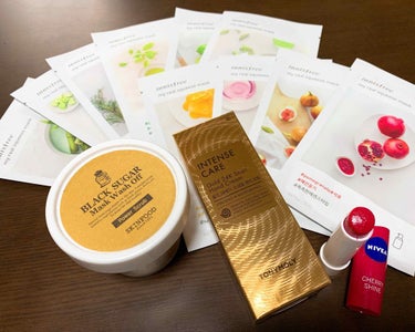 #SKINFOOD
#TONYMOLY
#innisfree
#韓国限定NIVEAリップ

SKINFOODのブラックシュガー使った後は、化粧水、美容液の浸透の違いがわかるし、次の日の肌のもちもち感が私