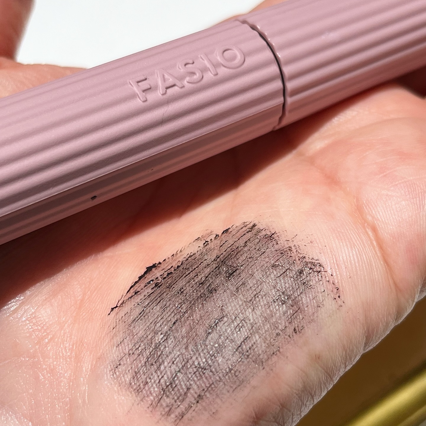 まつパ級 フィルム マスカラ (ロング&ボリューム)/FASIO/マスカラを使ったクチコミ（3枚目）