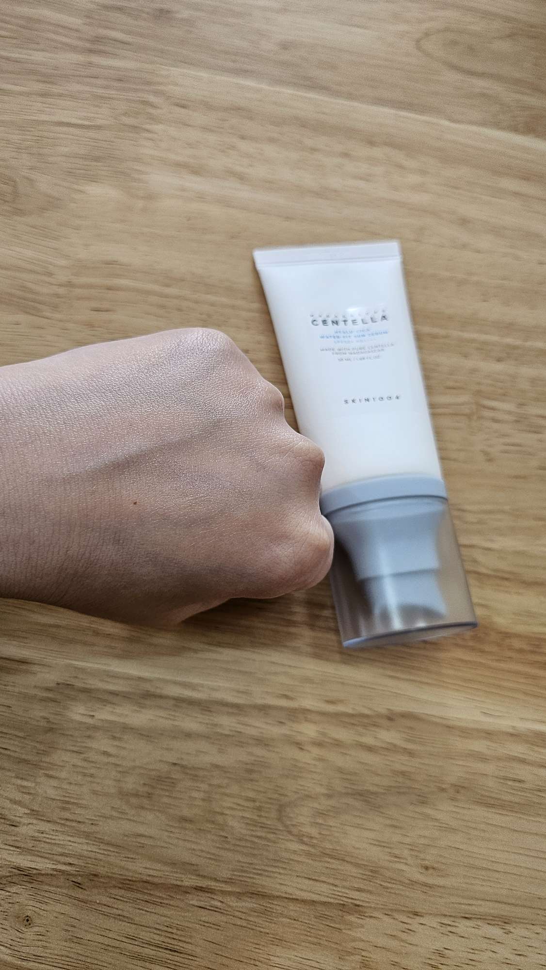 ヒアルーシカ ウォーターフィット サンセラム/SKIN1004/日焼け止めローションを使ったクチコミ（3枚目）