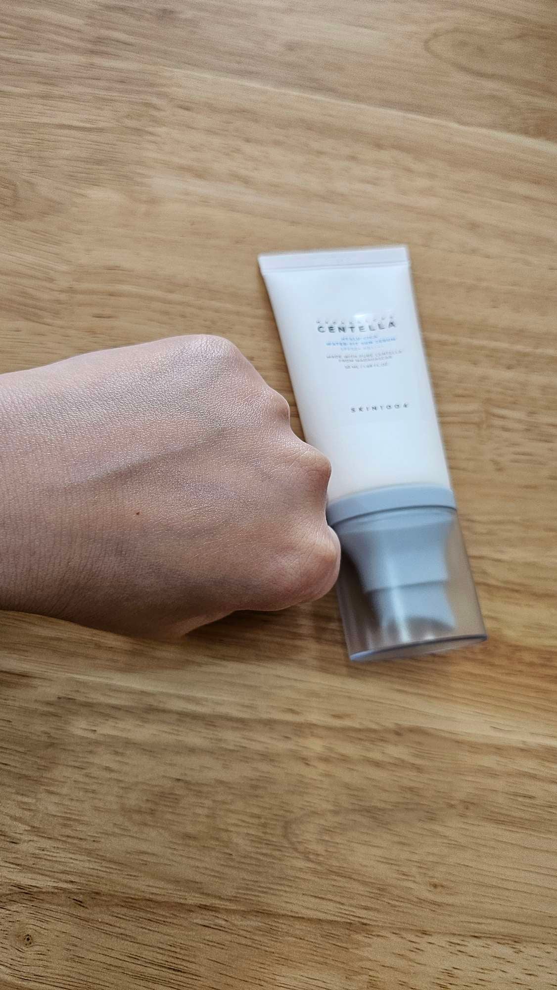 ヒアルーシカ ウォーターフィット サンセラム/SKIN1004/日焼け止めローションを使ったクチコミ(3枚目)