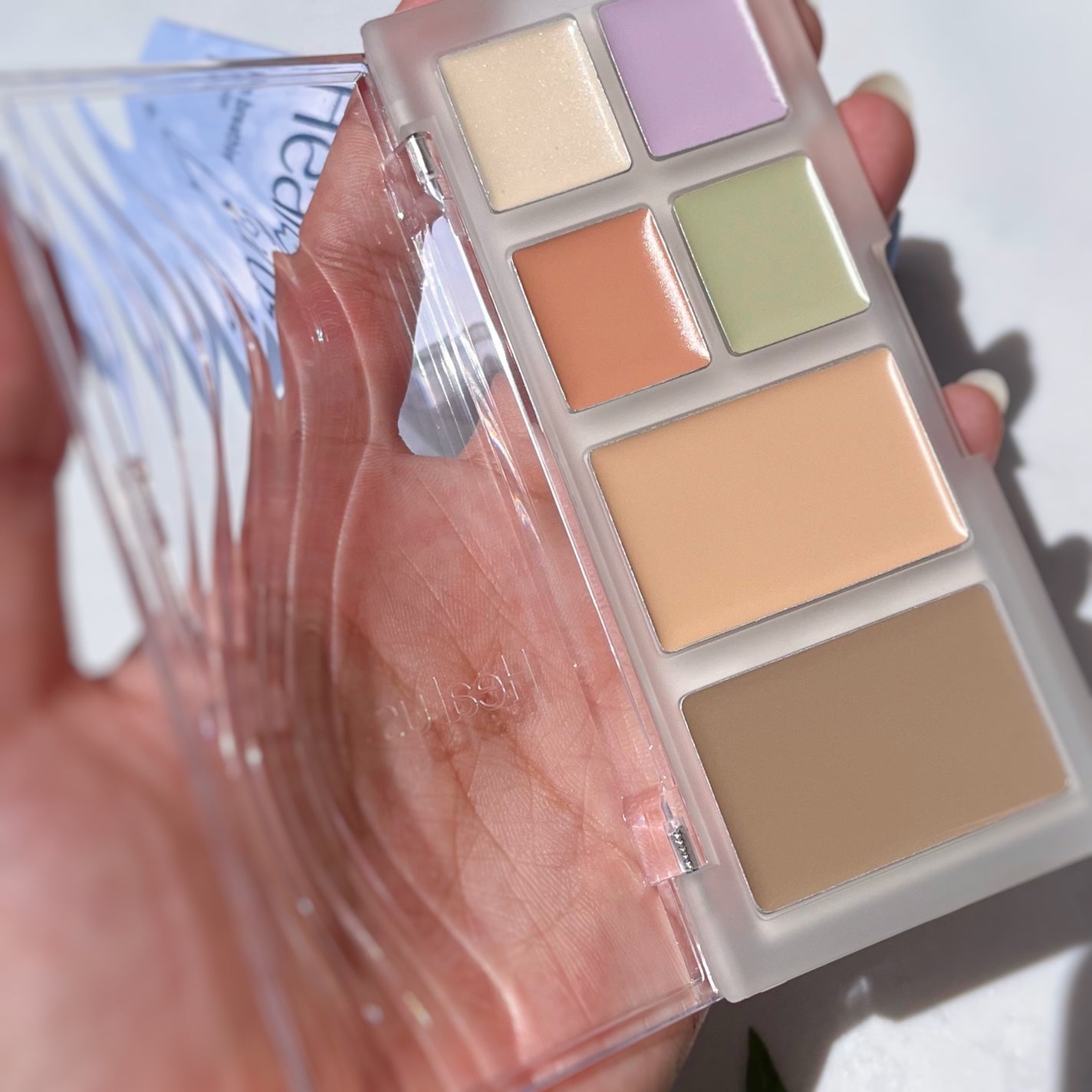 ブリージングコンシーラーパレット/Healus/パレットコンシーラーを使ったクチコミ(6枚目)