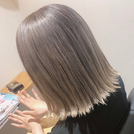 華 恋 on LIPS 「全部お気に入りのカラー🎀✨️本当はもっともっと染めてるんだけど..」(4枚目)