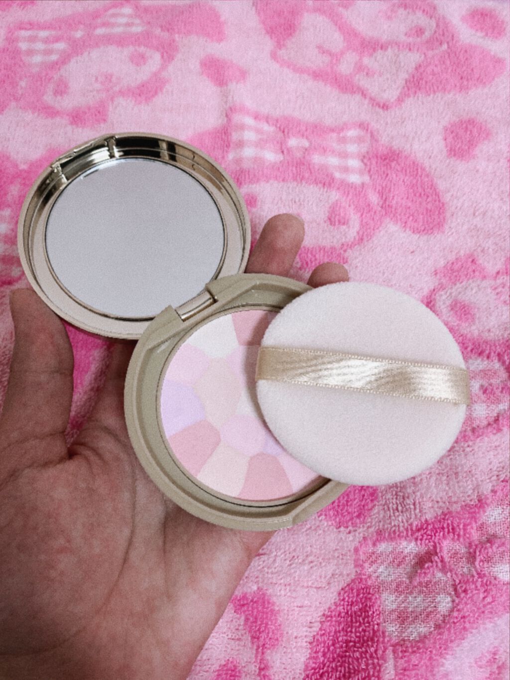 マシュマロフィニッシュパウダー ~Abloom~/キャンメイク/プレストパウダーを使ったクチコミ(2枚目)