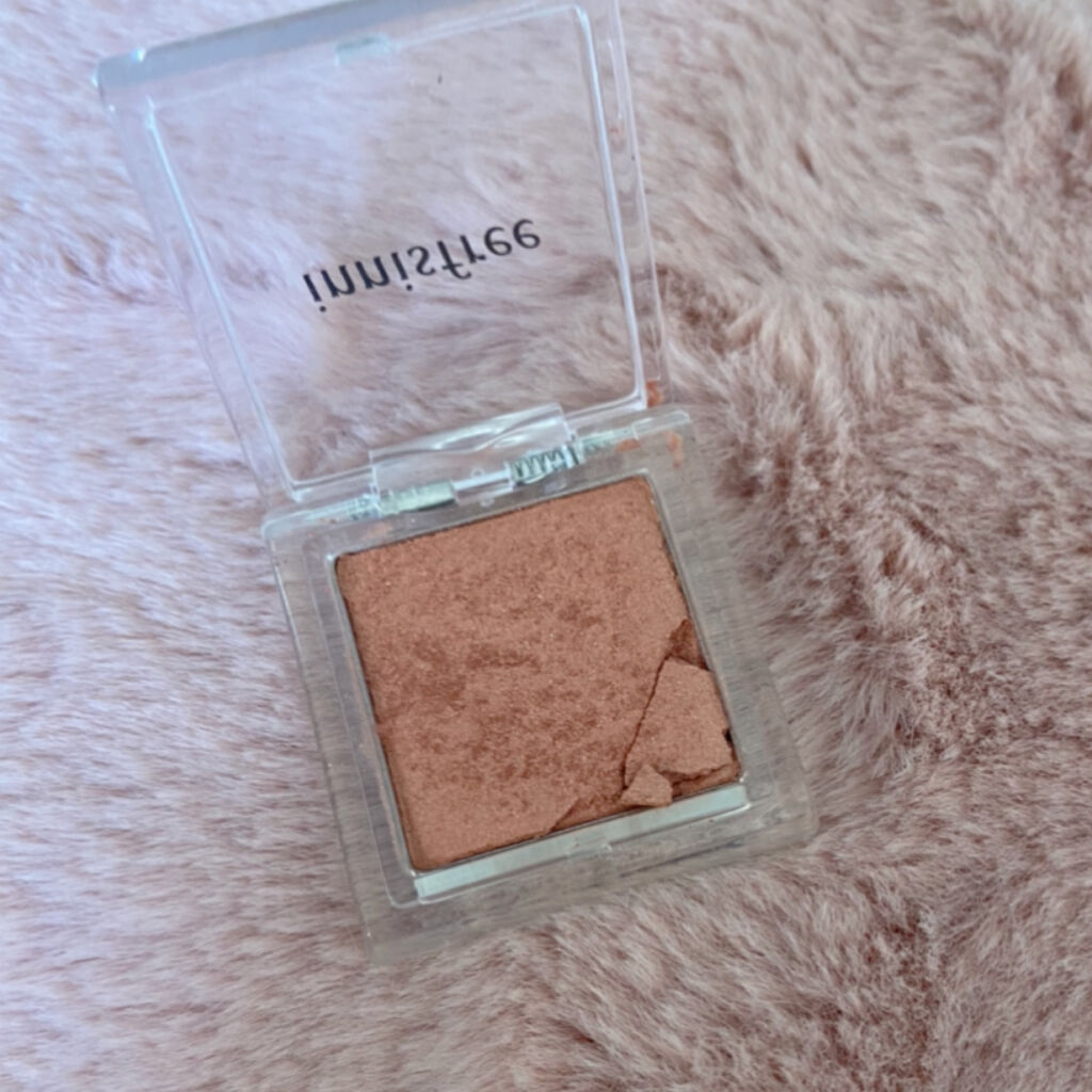 マイアイシャドウ グリッター/innisfree/単色アイシャドウを使ったクチコミ（2枚目）