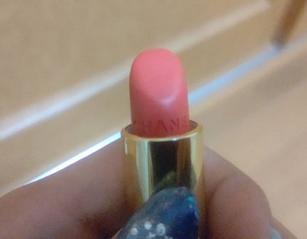 ルージュ アリュール ヴェルヴェット/CHANEL/口紅を使ったクチコミ(2枚目)