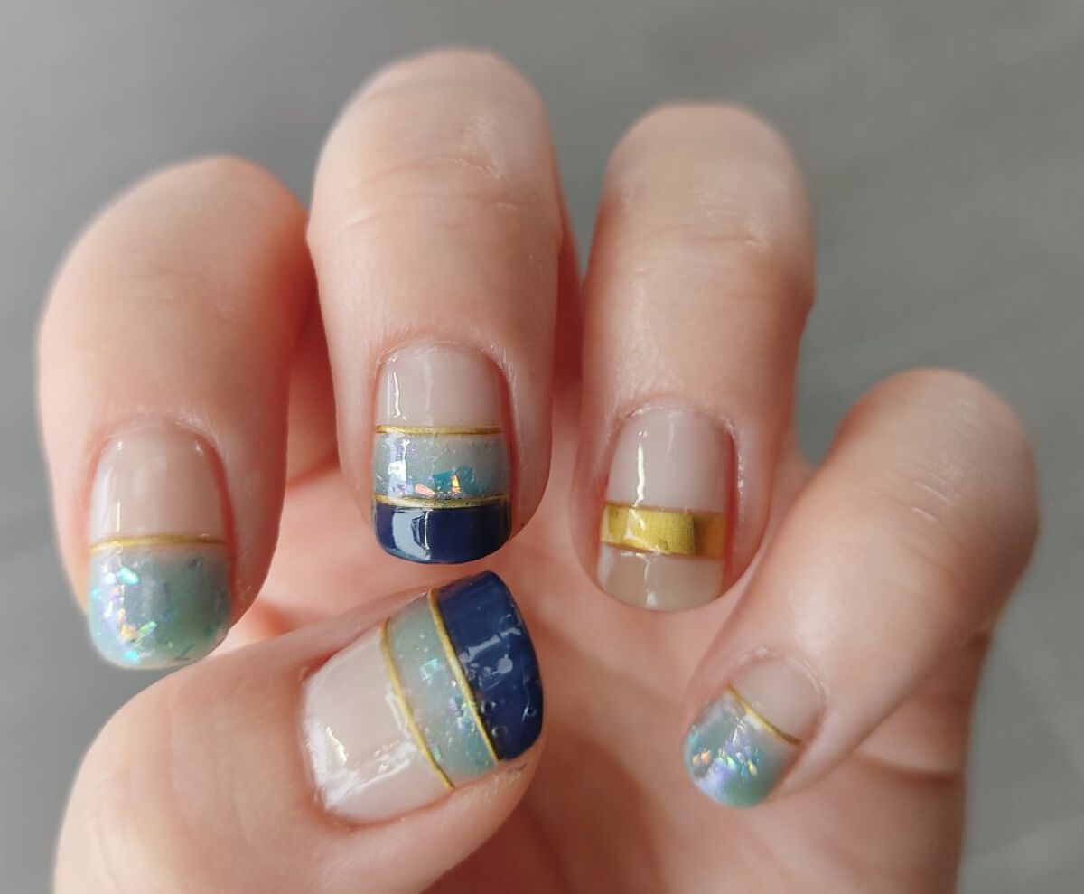 エレガンス ラズル エナメルラッカー 30 Mashup blue/エレガンス ラズル /マニキュアを使ったクチコミ（1枚目）