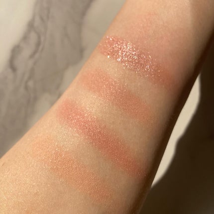 mikan_cosmecafe on LIPS 「************to/oneホリデースイーツボックス🍰..」(4枚目)