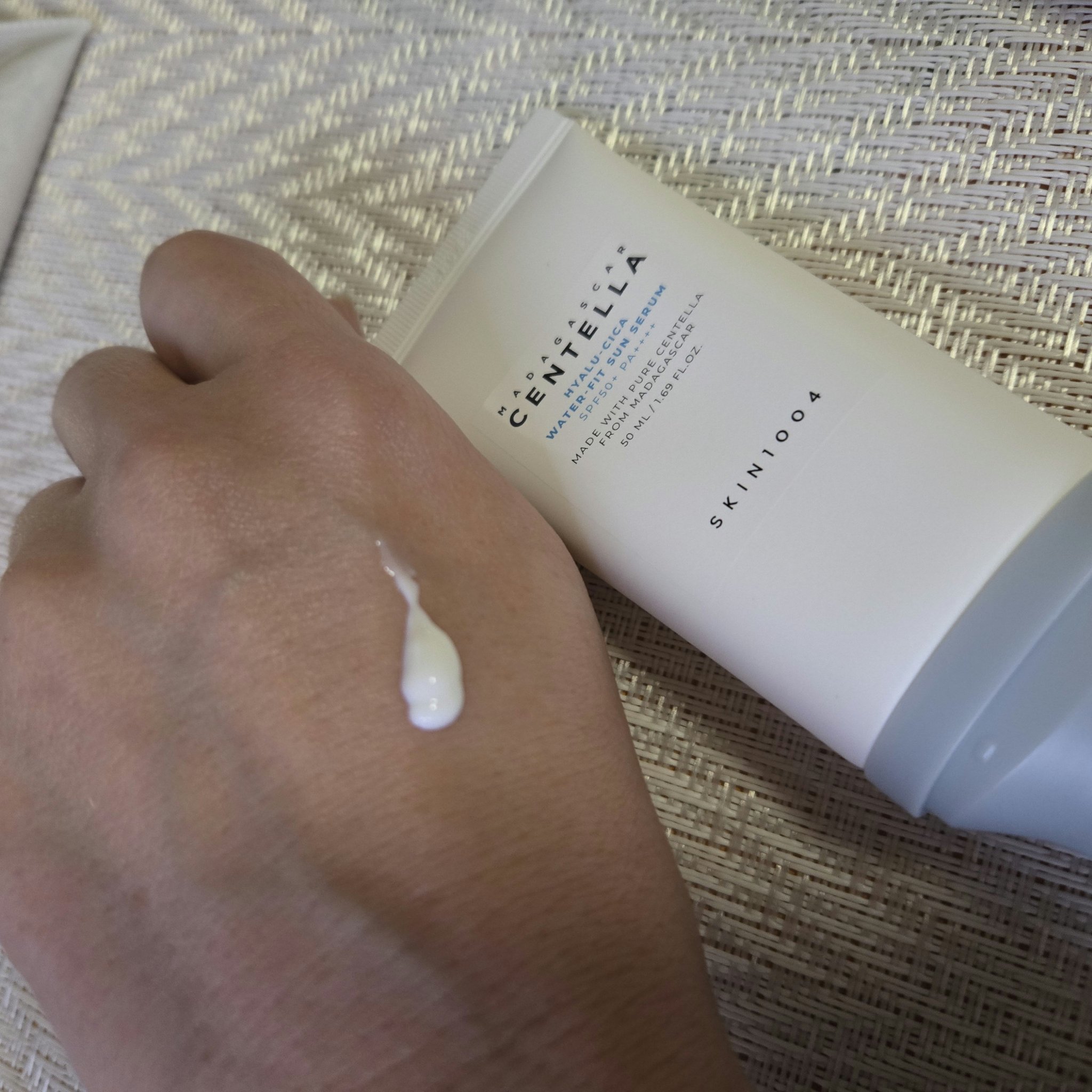 ヒアルーシカ ウォーターフィット サンセラム/SKIN1004/日焼け止めローションを使ったクチコミ（3枚目）