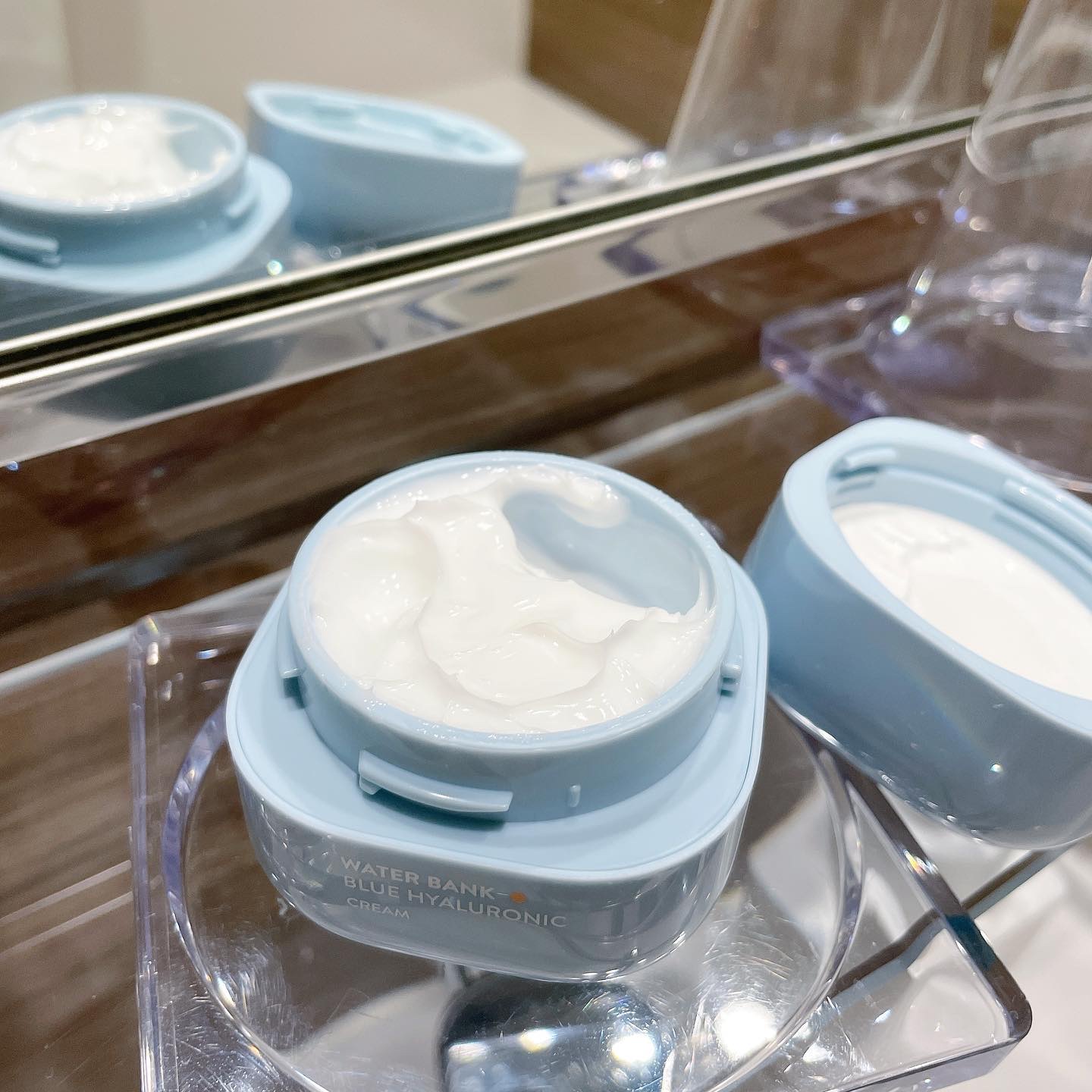 ウォーターバンク クリーム (乾燥肌用)/LANEIGE/フェイスクリームを使ったクチコミ（3枚目）