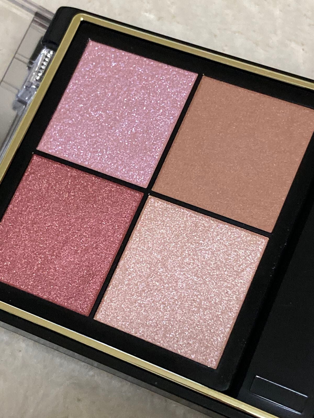 リアルクローズシャドウ/excel/アイシャドウパレットを使ったクチコミ(3枚目)