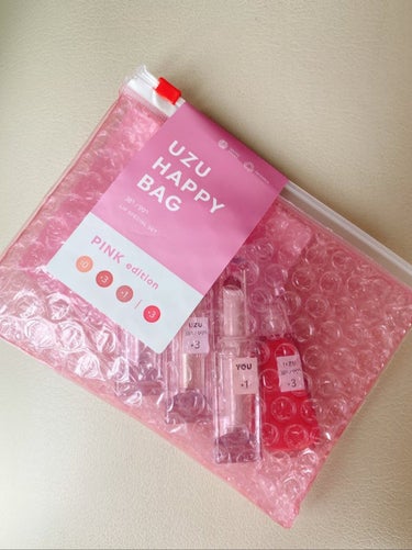 UZU HAPPY BAG PINK edition/UZU BY FLOWFUSHI/メイクアップキットを使ったクチコミ（1枚目）