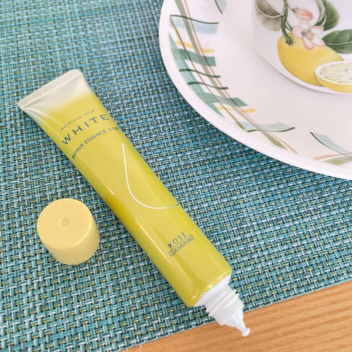 モイスチュアマイルドホワイトリペアエッセンス C100/モイスチュアマイルド ホワイト/美容液を使ったクチコミ（1枚目）