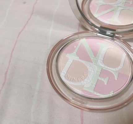 ディオールスキン ミネラル ヌード グロウ パウダー/Dior/プレストパウダーを使ったクチコミ(2枚目)