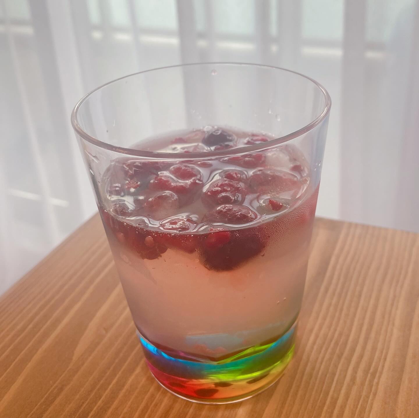 Contrex Green ブラックベリー＆カシス ハイビスカスフレーバー/コントレックス/ドリンクを使ったクチコミ（3枚目）