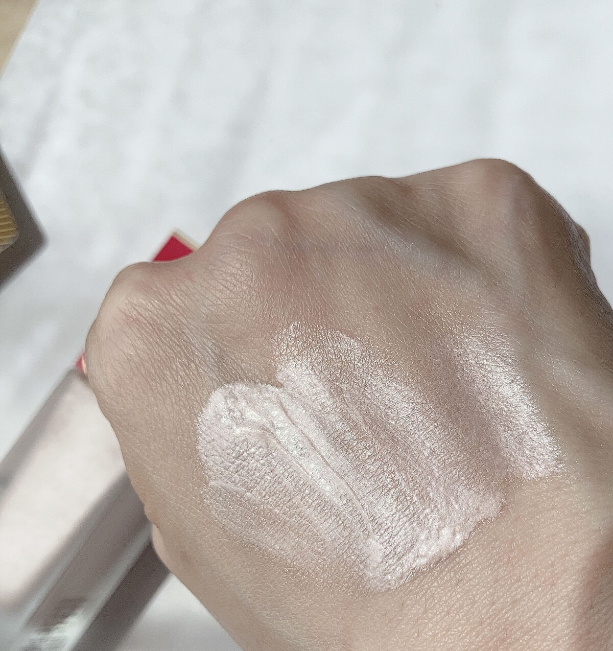 Vライター/ヴァレンティノ ビューティ/化粧下地を使ったクチコミ（2枚目）