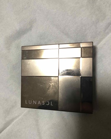 フェザリーニュアンスアイズ 01 Mauve Pink/LUNASOL/アイシャドウパレットを使ったクチコミ（1枚目）